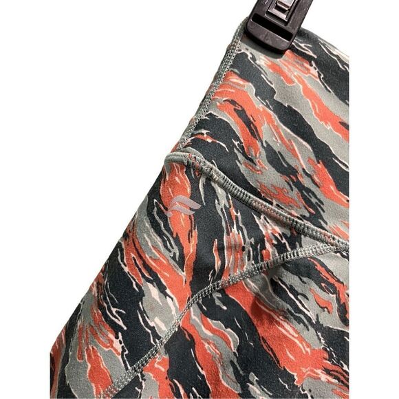 Fabletics leggings  - Picture 6 of 8